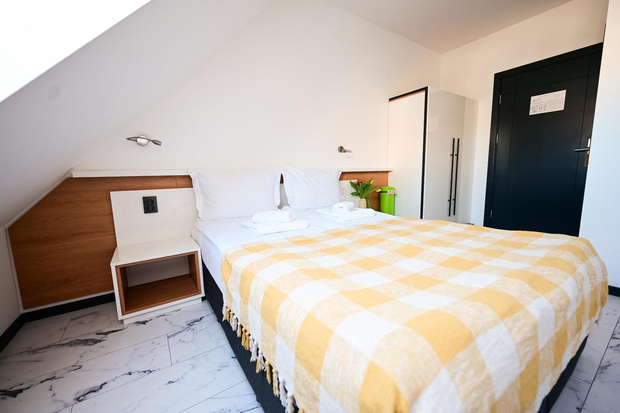 Rubo Hotel Sjumen Eksteriør billede