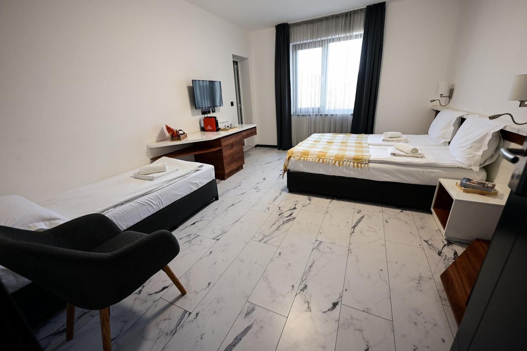 Rubo Hotel Sjumen Eksteriør billede